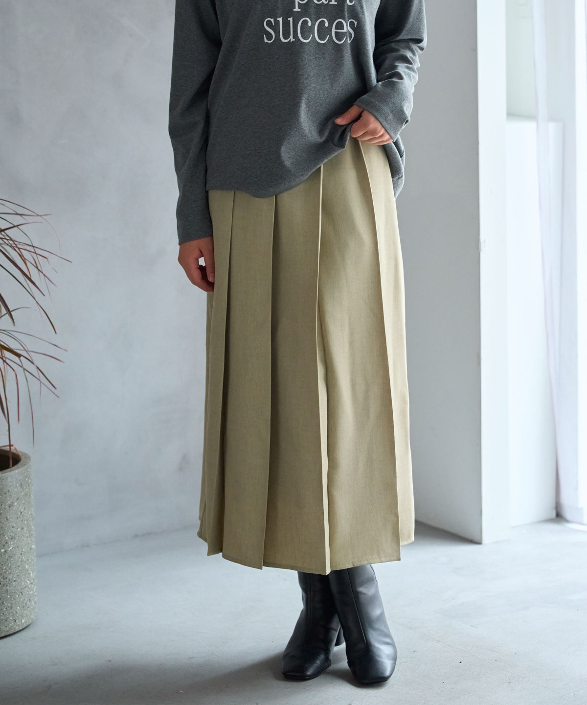 ボックスフロント プリーツスカート