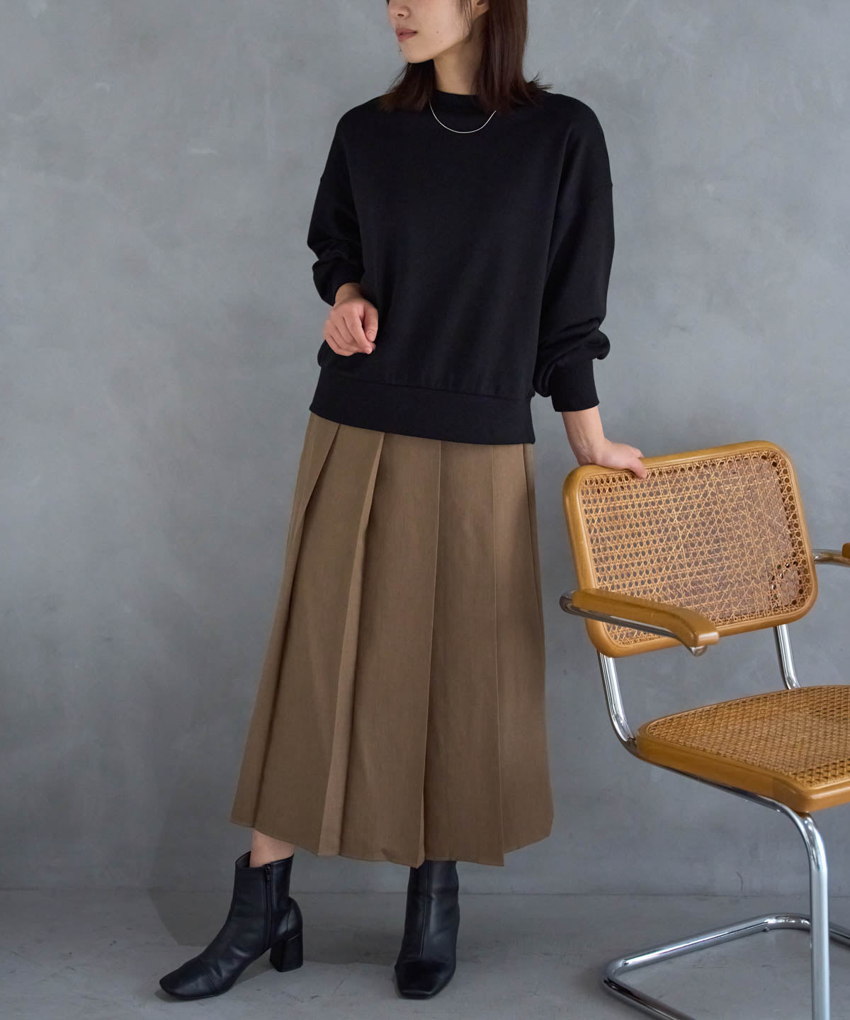 ボックスフロント プリーツスカート