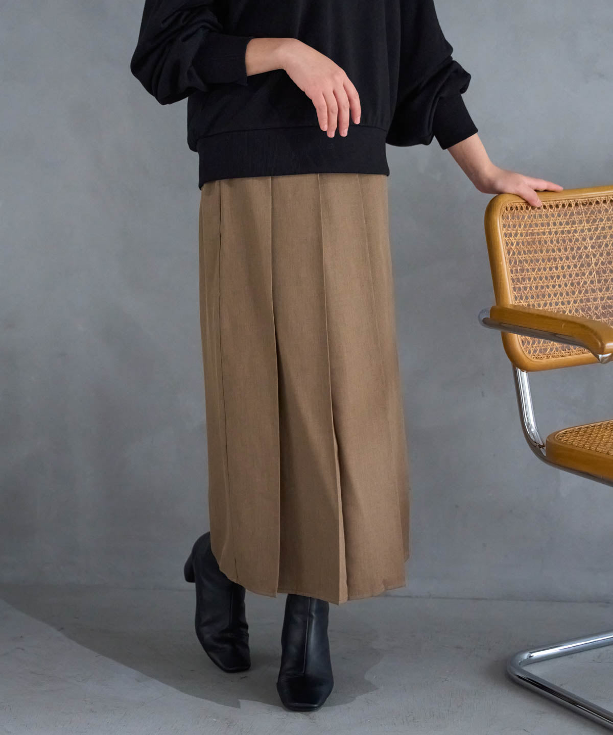 ボックスフロント プリーツスカート