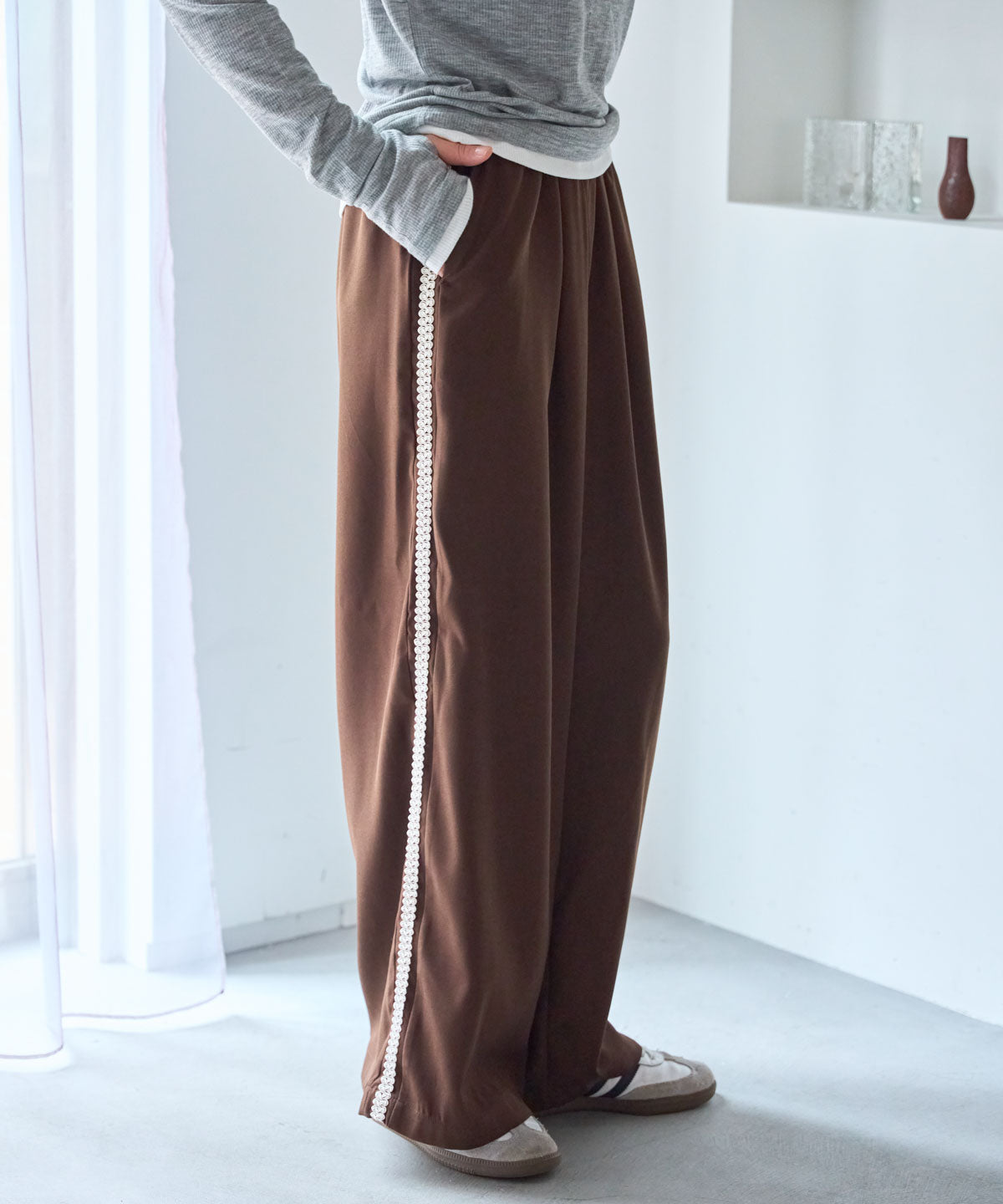 サイドレースラインパンツ