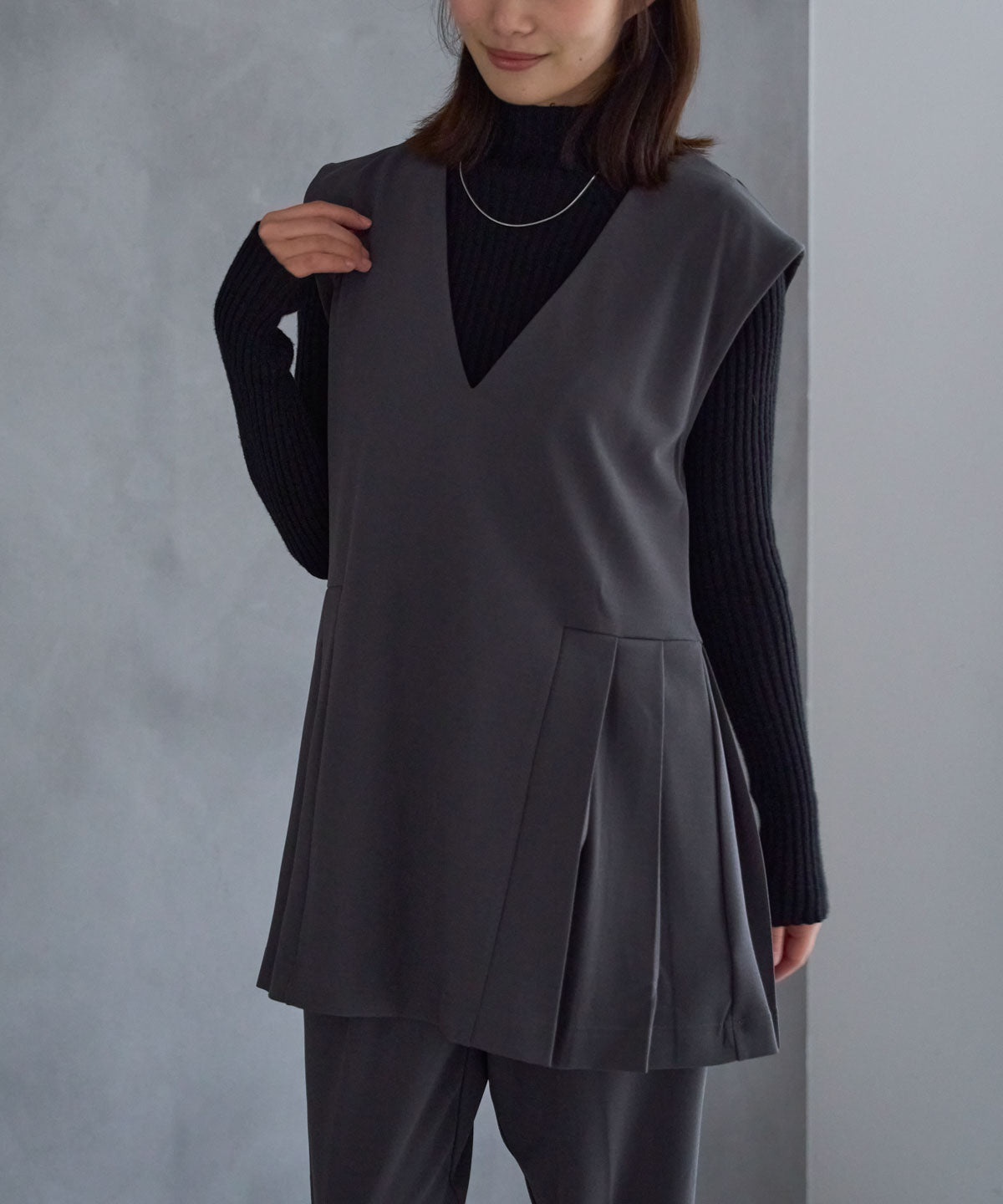 サイドプリーツデザインベスト【セットアップ対応】