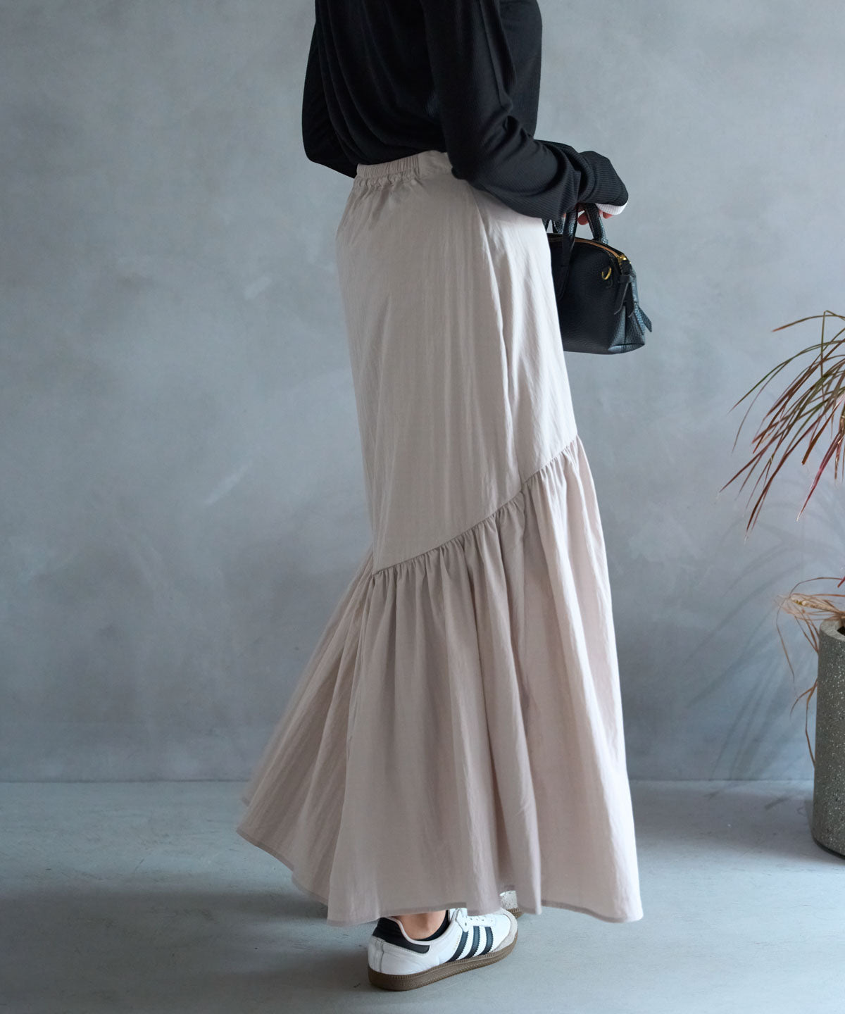 ラウンドギャザーロングスカート