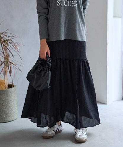 ギャザーフレアスカート