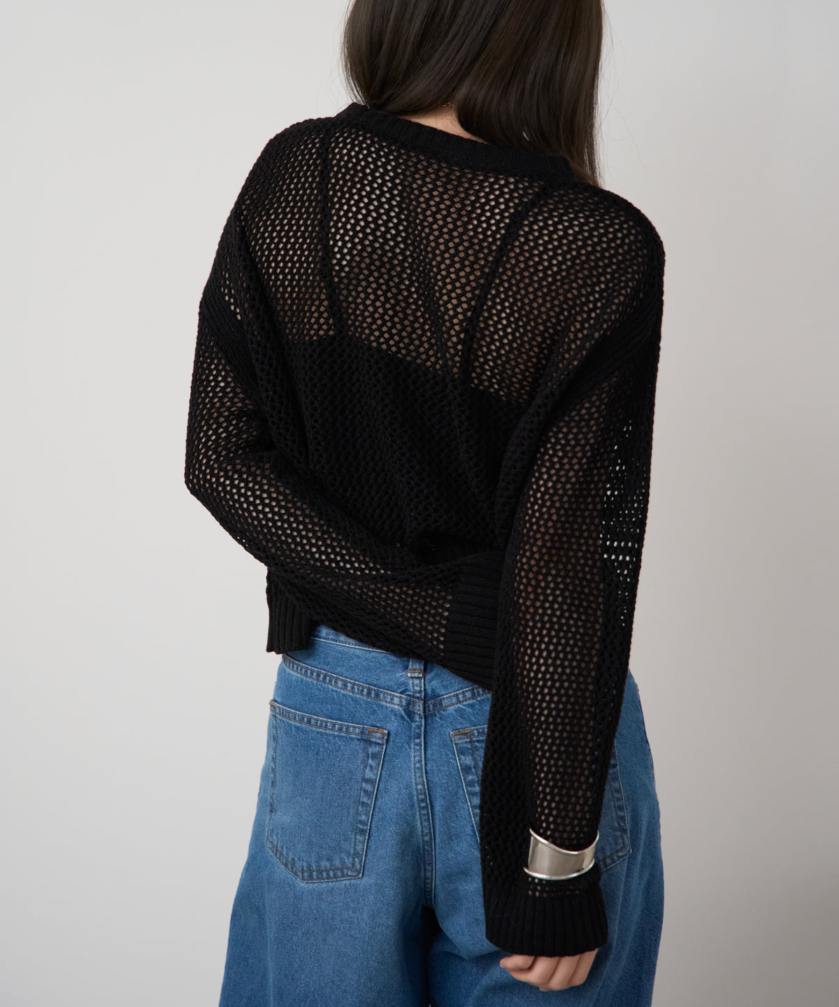 メッシュニットプルオーバー