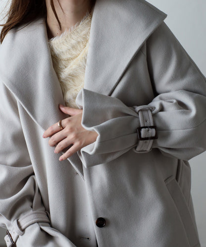 ボリュームタックスリーブコート