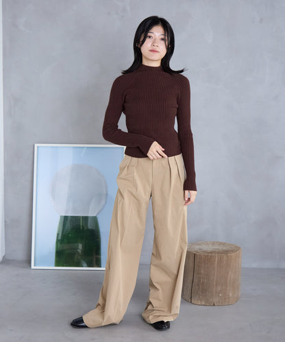 ボトルネックリブニットプルオーバー