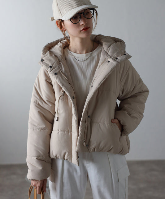 中綿ショートブルゾン