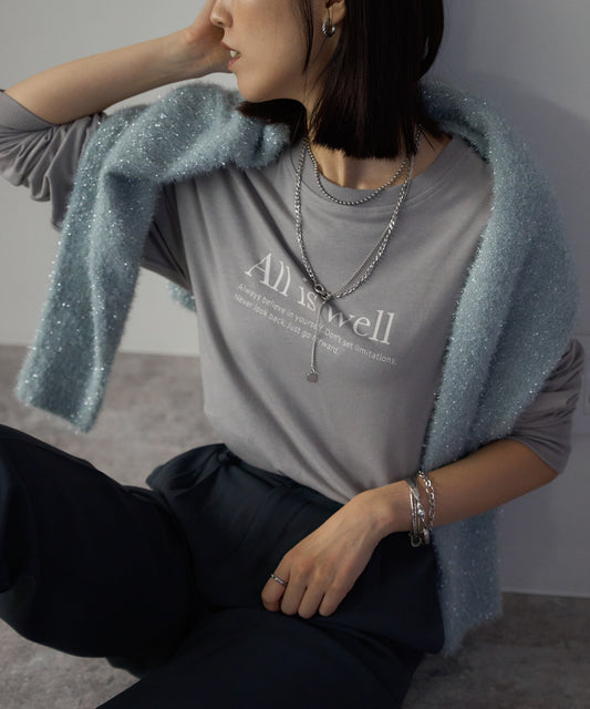 長袖ロゴTシャツ