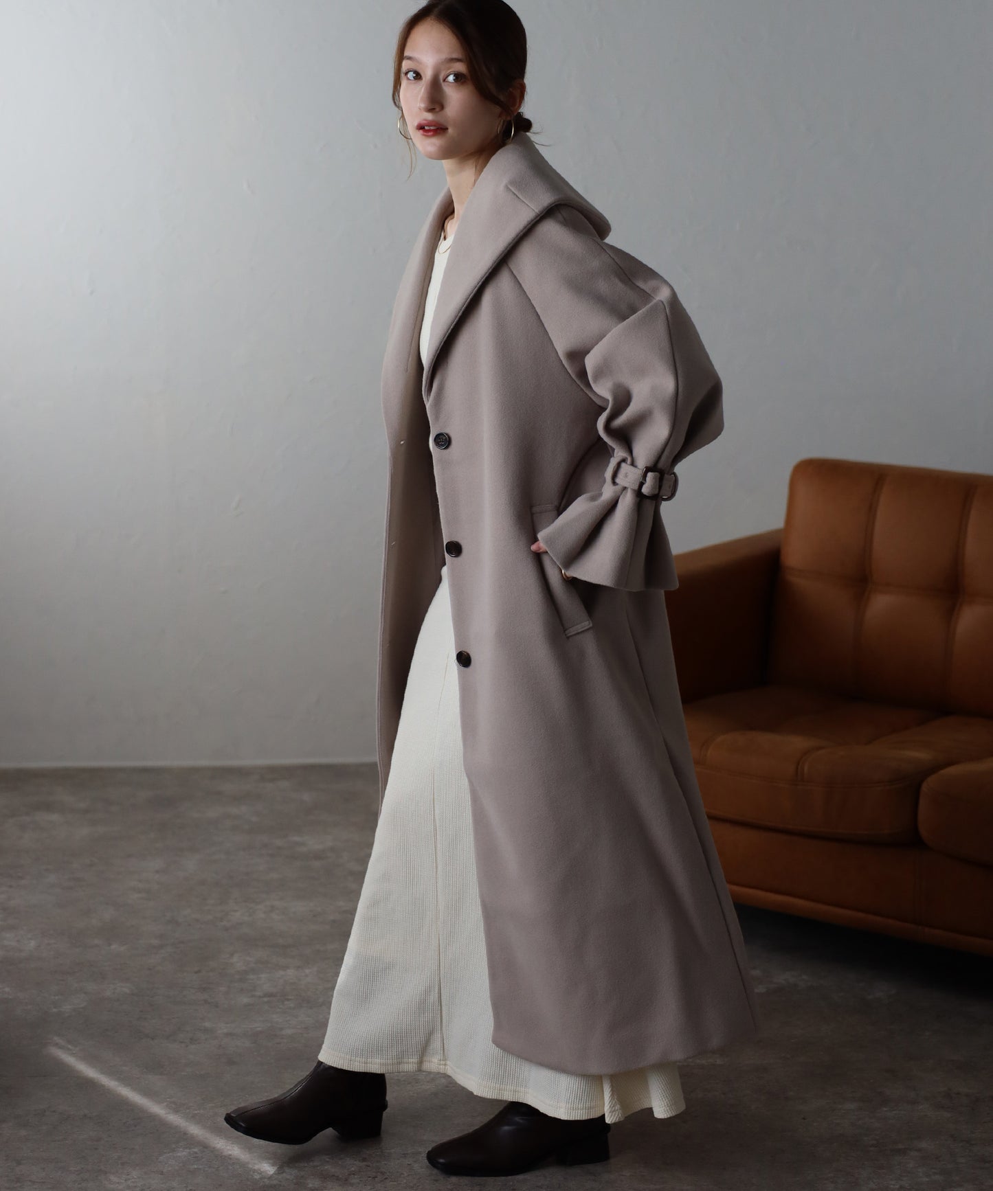 ボリュームタックスリーブコート