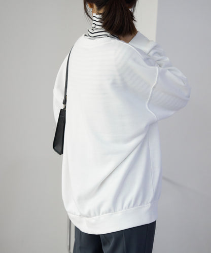 オーバーサイズ カレッジ風ロゴスウェット/トレーナー