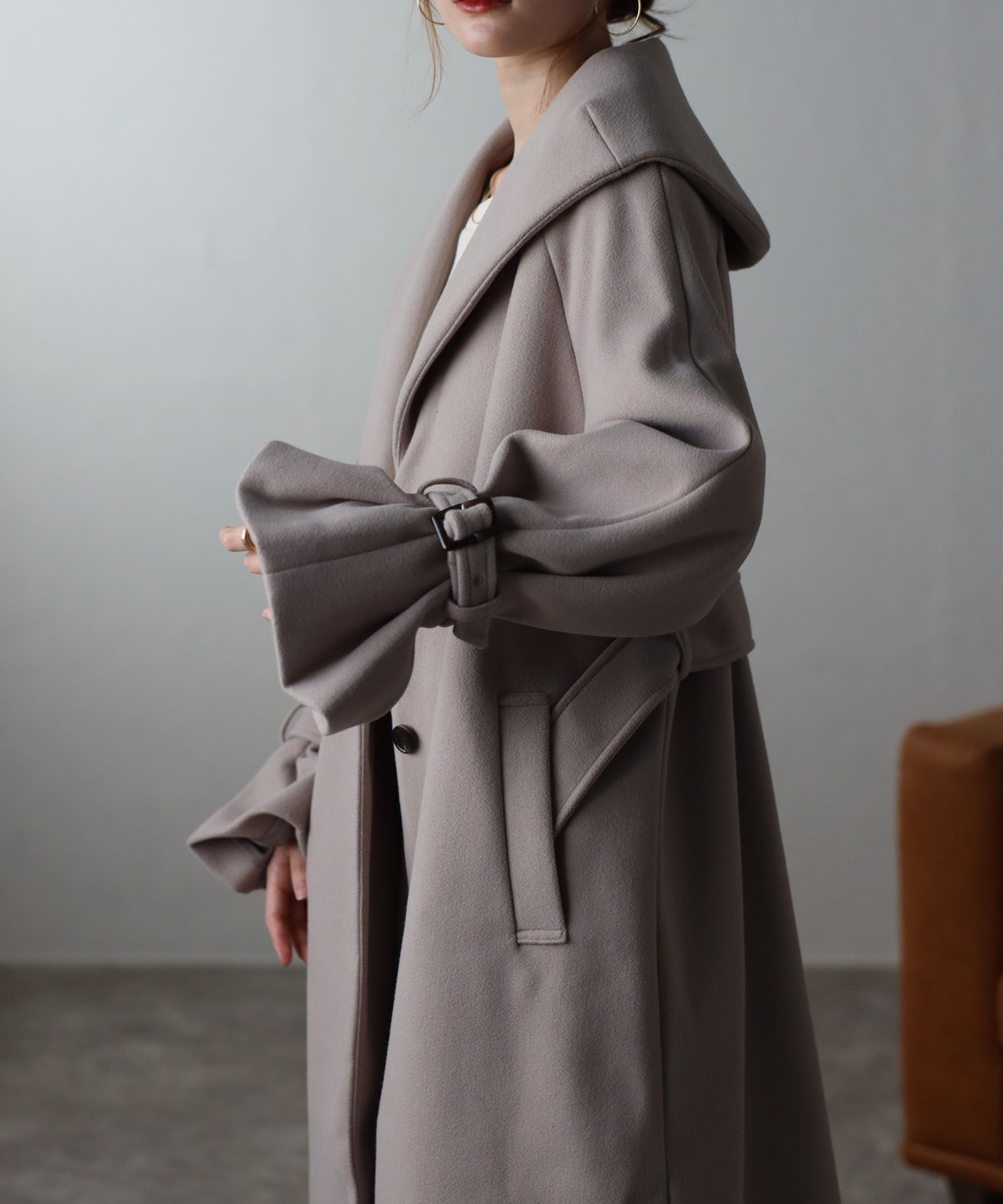 ボリュームタックスリーブコート