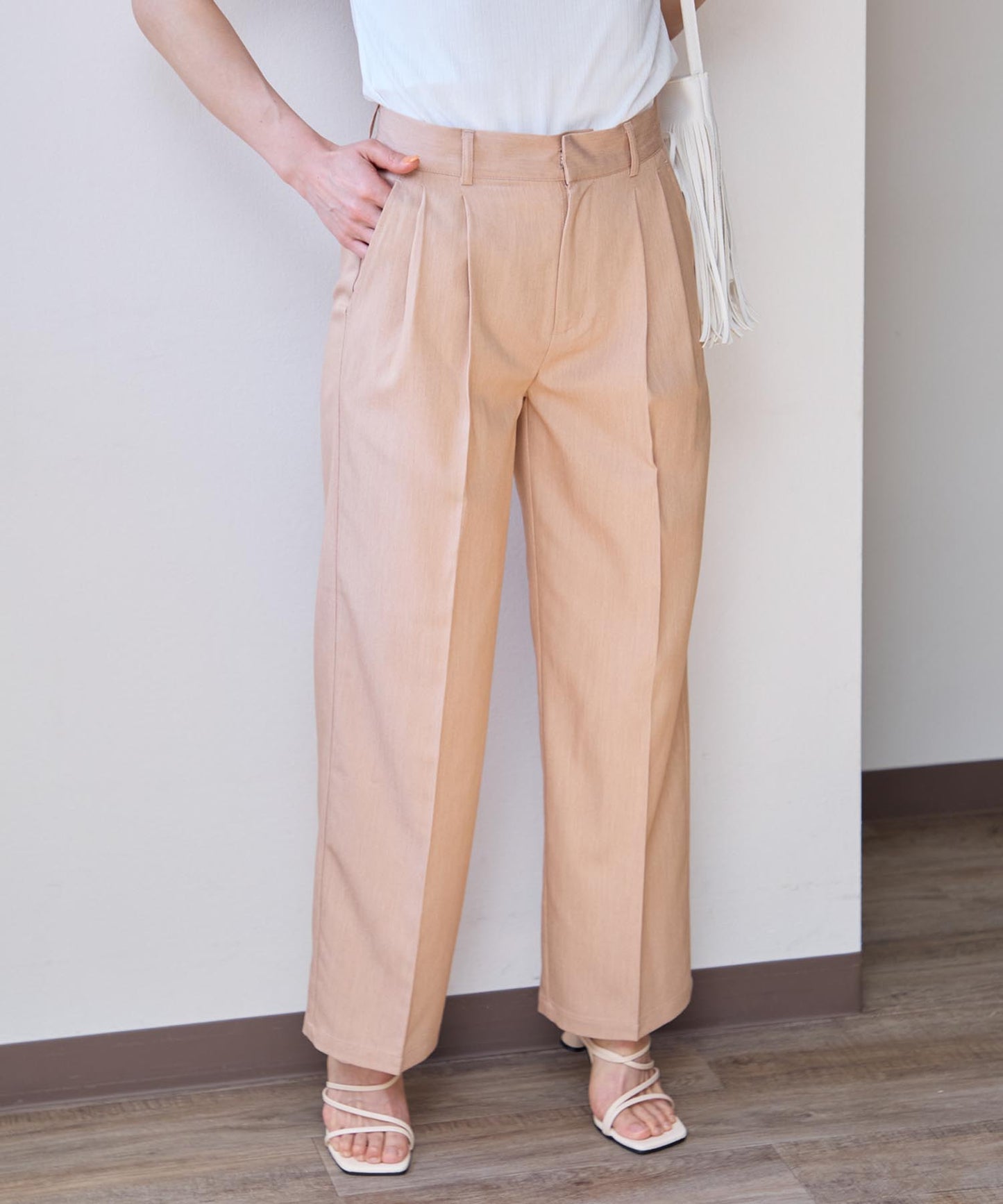 スカーフ付きタックパンツ