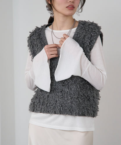 ループヤーンニットベスト