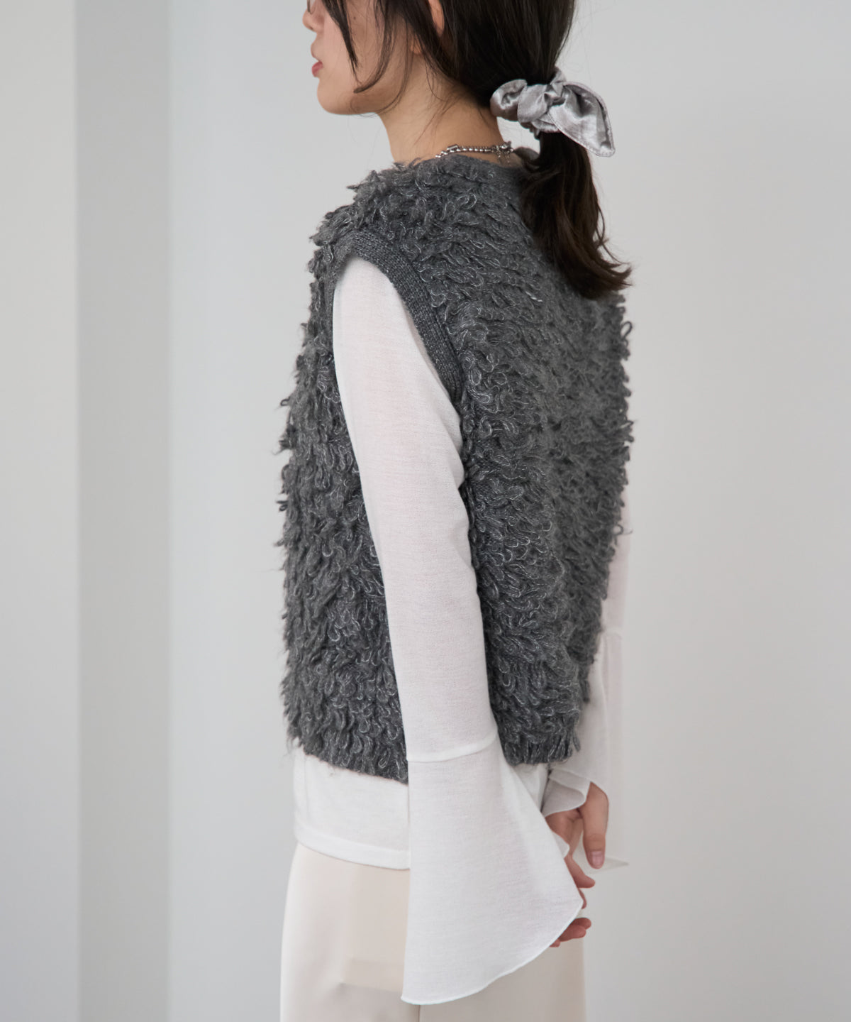 ループヤーンニットベスト