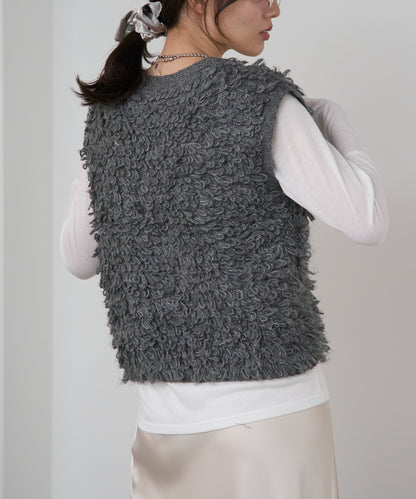 ループヤーンニットベスト