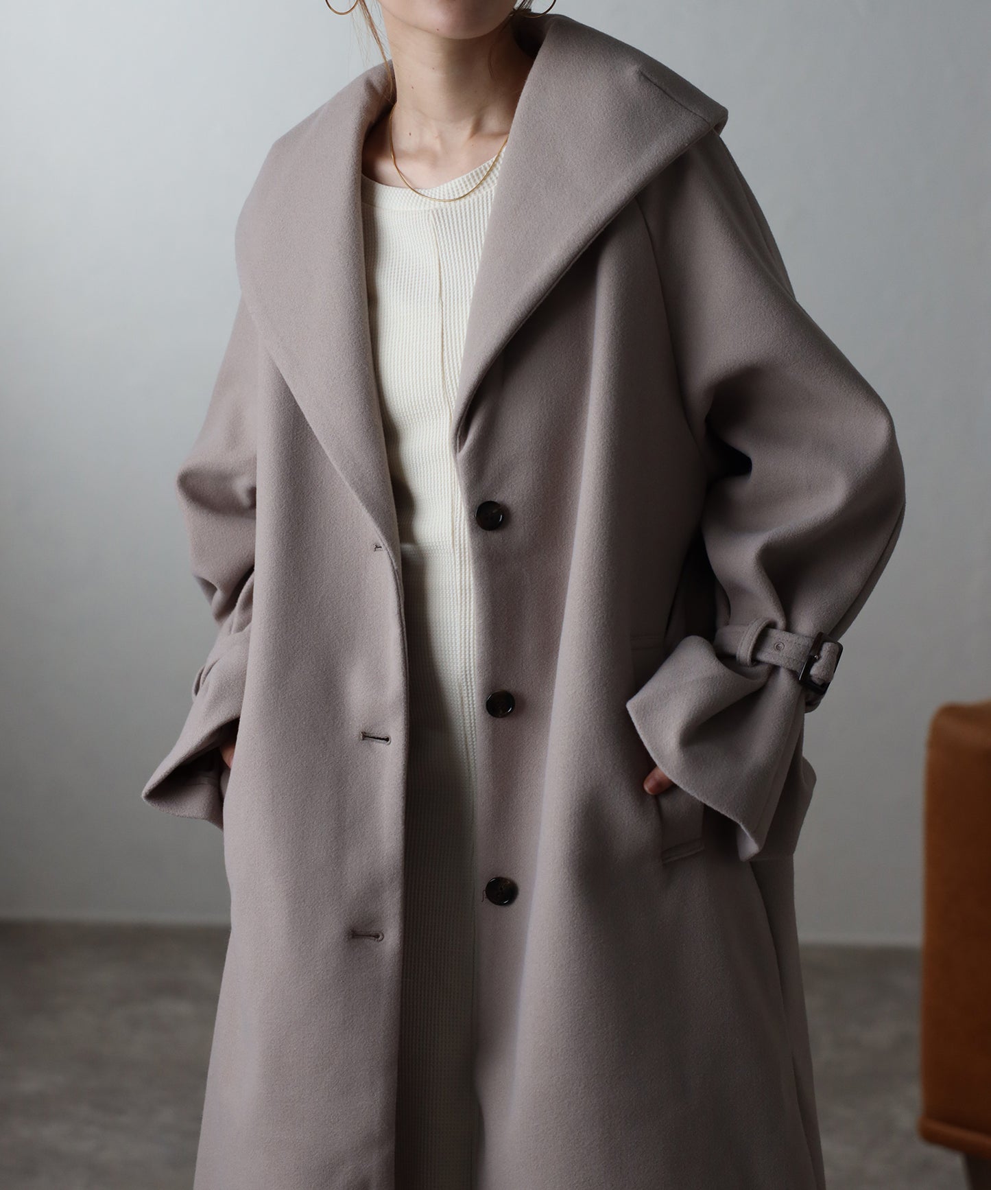 ボリュームタックスリーブコート