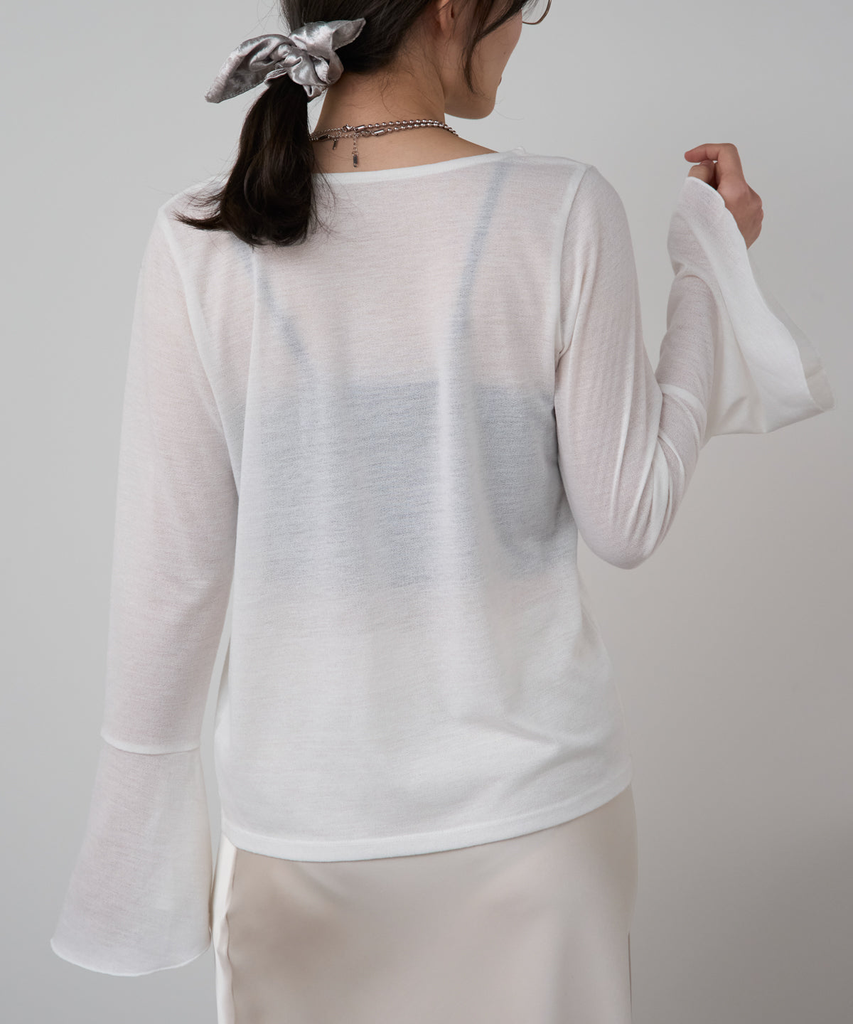 フレアスリーブトップス