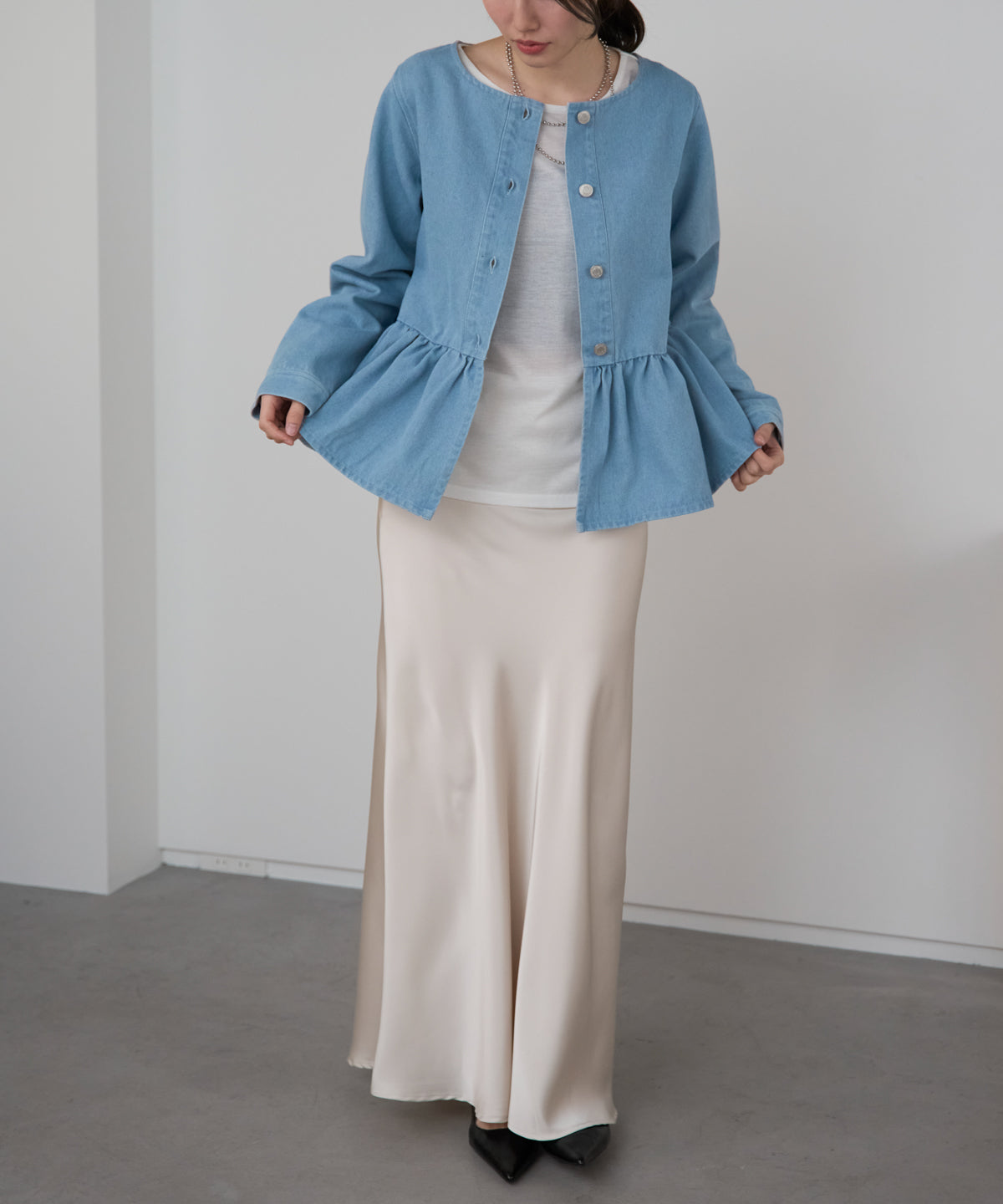 ペプラムデニムジャケット