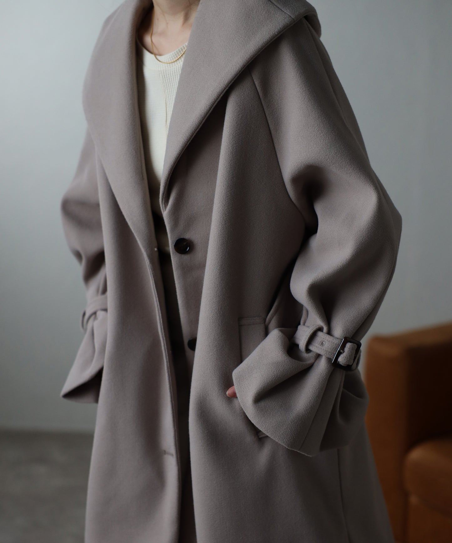 ボリュームタックスリーブコート