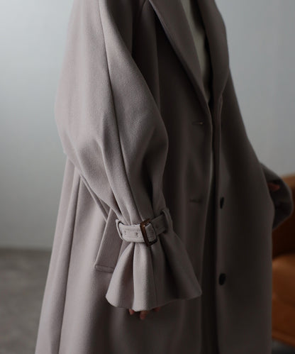 ボリュームタックスリーブコート