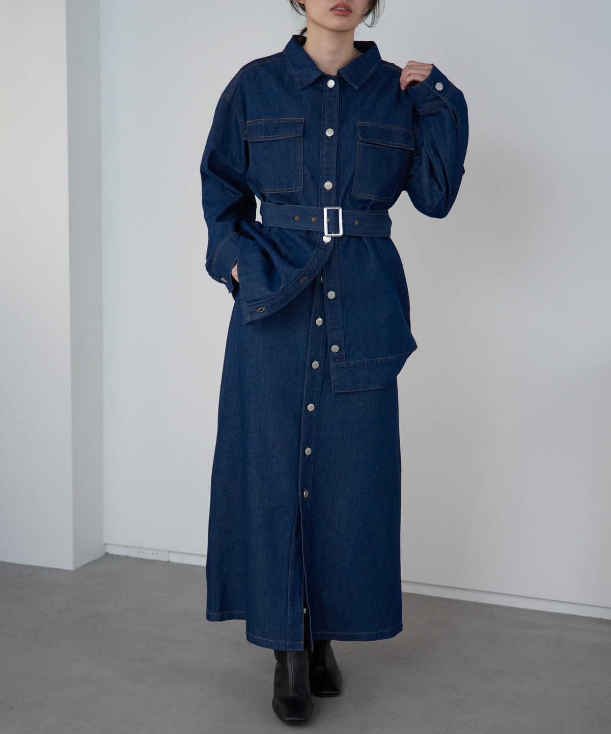 ベルト付きデニムジャケット