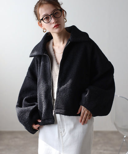 ショート丈 ボリュームスリーブ ボアジャケット