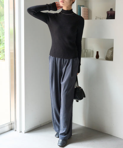 ボトルネックリブニットプルオーバー