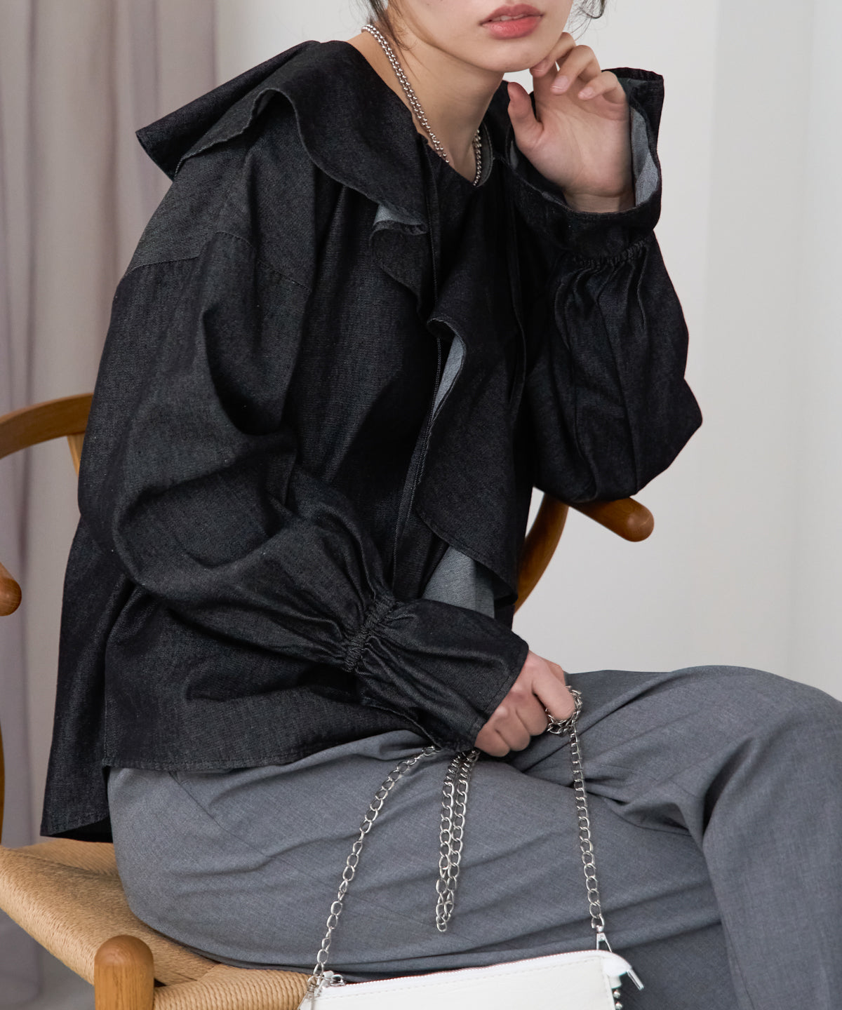 デニムフリルビッグカラーブラウス