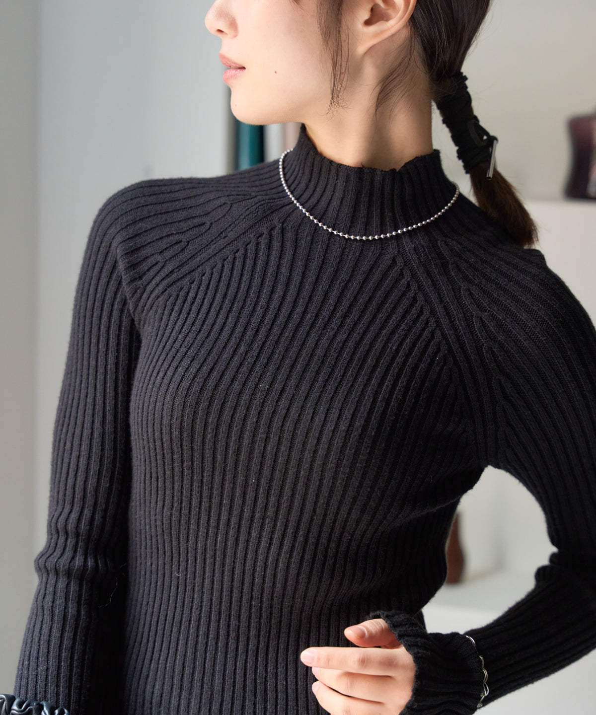 ボトルネックリブニットプルオーバー