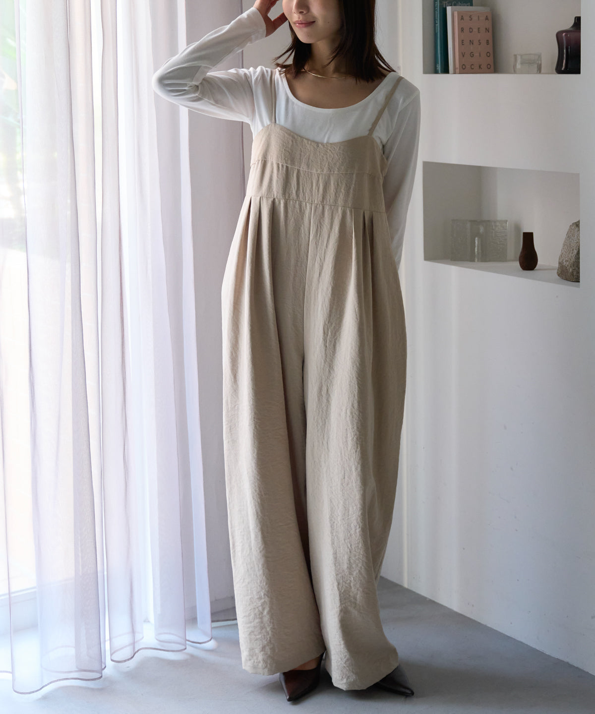 マットサテン タックワイドサロペット