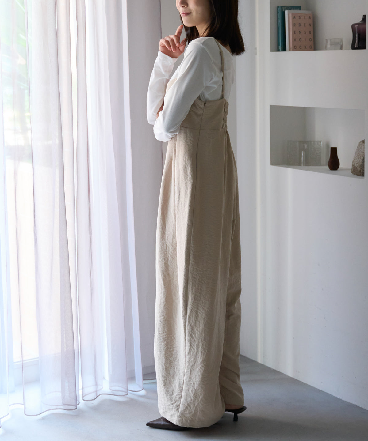 マットサテン タックワイドサロペット