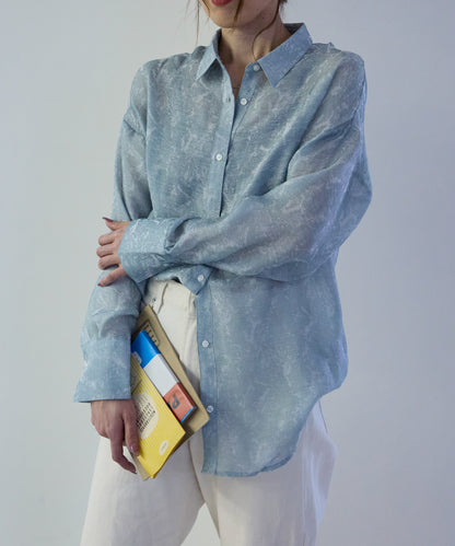 タイダイ風シャツ