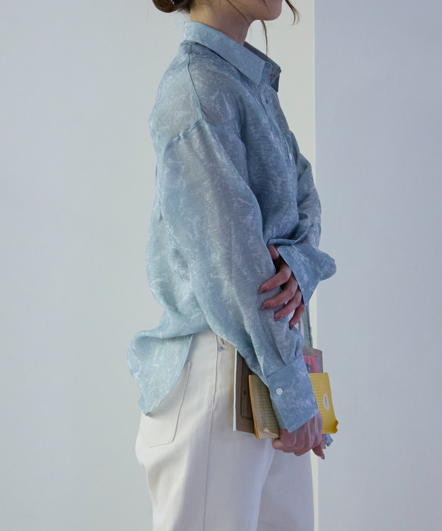 タイダイ風シャツ