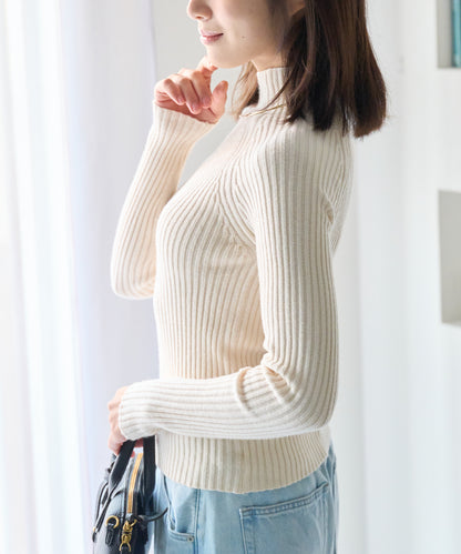 ボトルネックリブニットプルオーバー