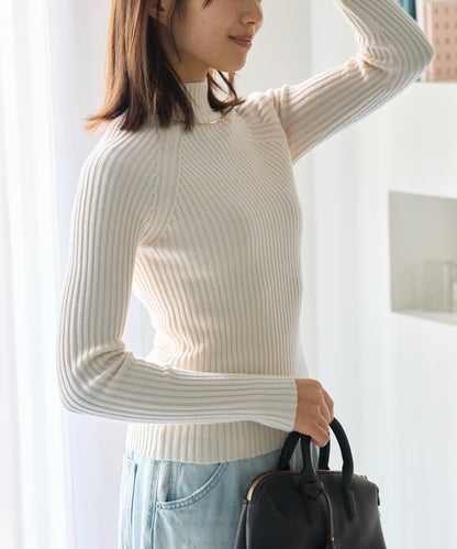 ボトルネックリブニットプルオーバー