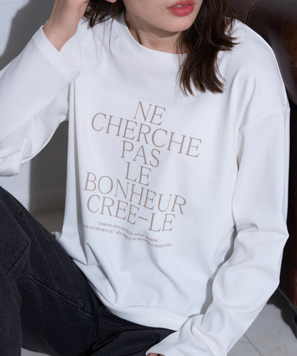 長袖ロゴプリントTシャツ