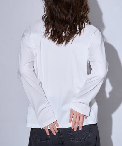 長袖ロゴプリントTシャツ