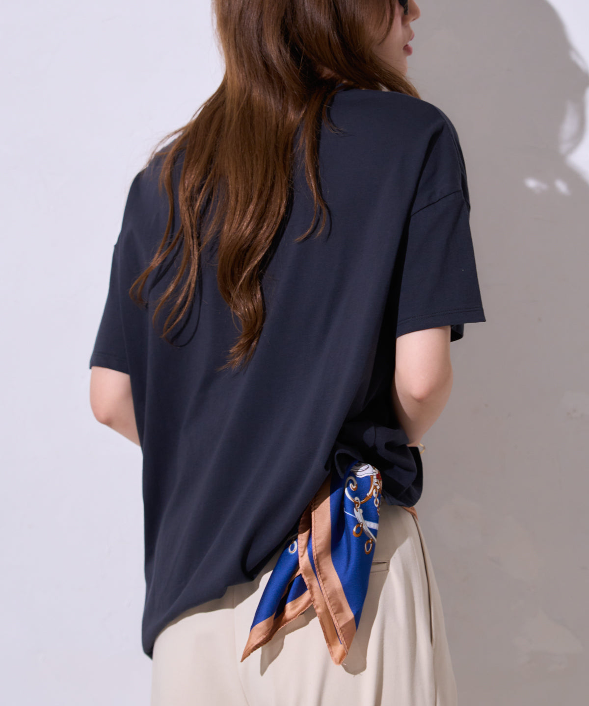 サイロコットン 前後差5分袖ロゴTシャツ