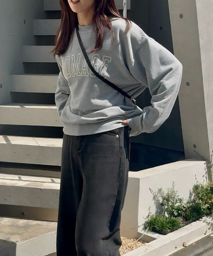 オーバーサイズ カレッジ風ロゴスウェット/トレーナー