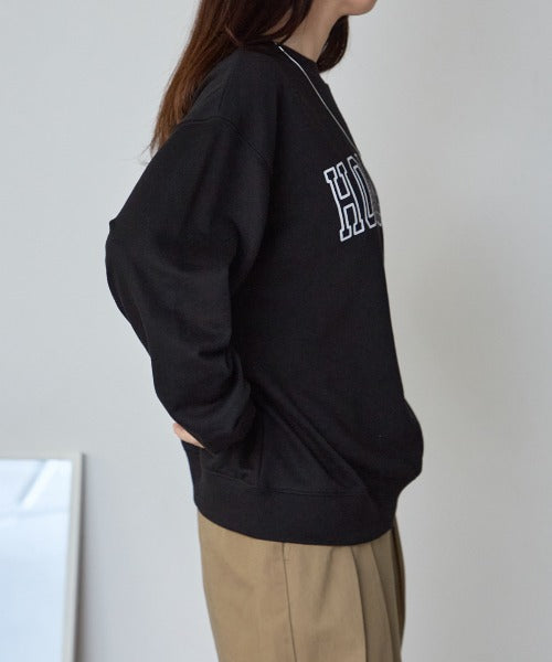 オーバーサイズ カレッジ風ロゴスウェット/トレーナー