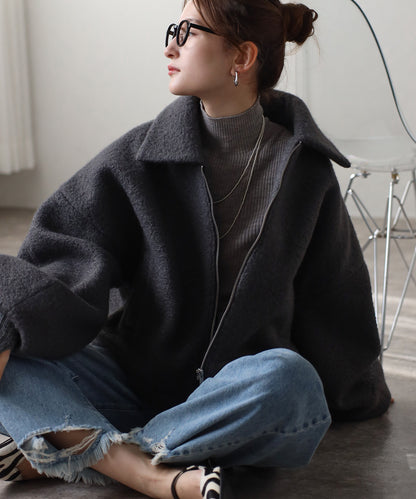 ショート丈 ボリュームスリーブ ボアジャケット