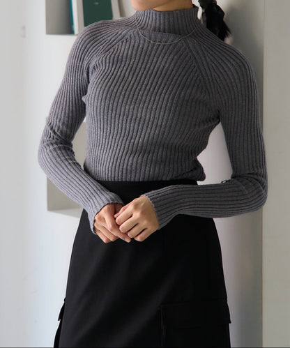 ボトルネックリブニットプルオーバー