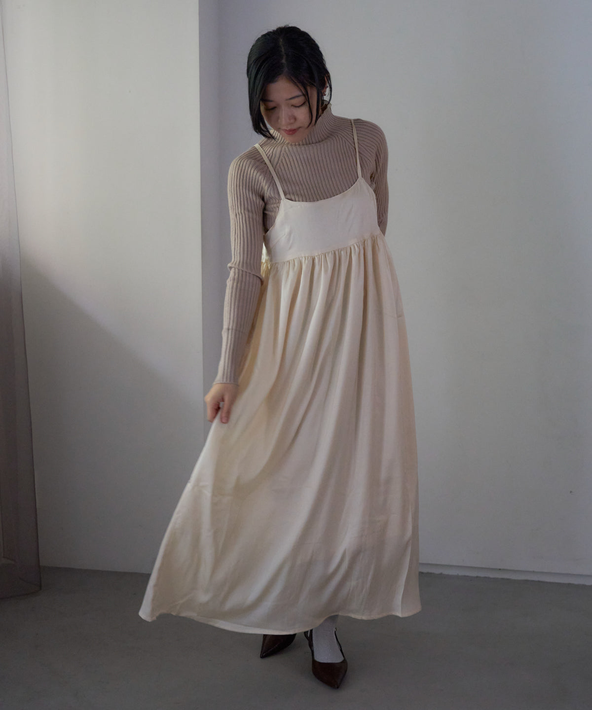 ワッシャーサテンギャザーキャミワンピース