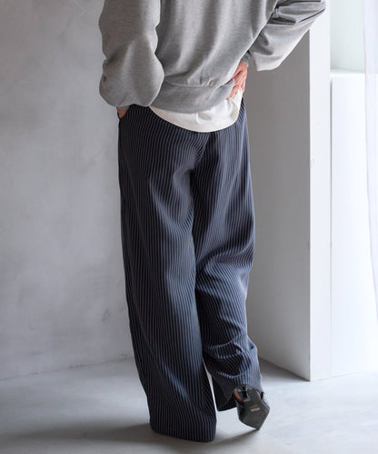 ストライプイージータックパンツ