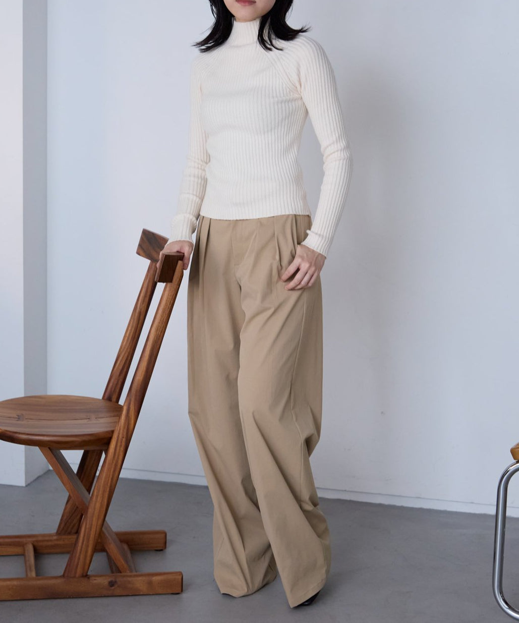 ボトルネックリブニットプルオーバー